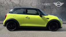 MINI Hatchback 1.5 Cooper Classic Premium 3dr Petrol Hatchback